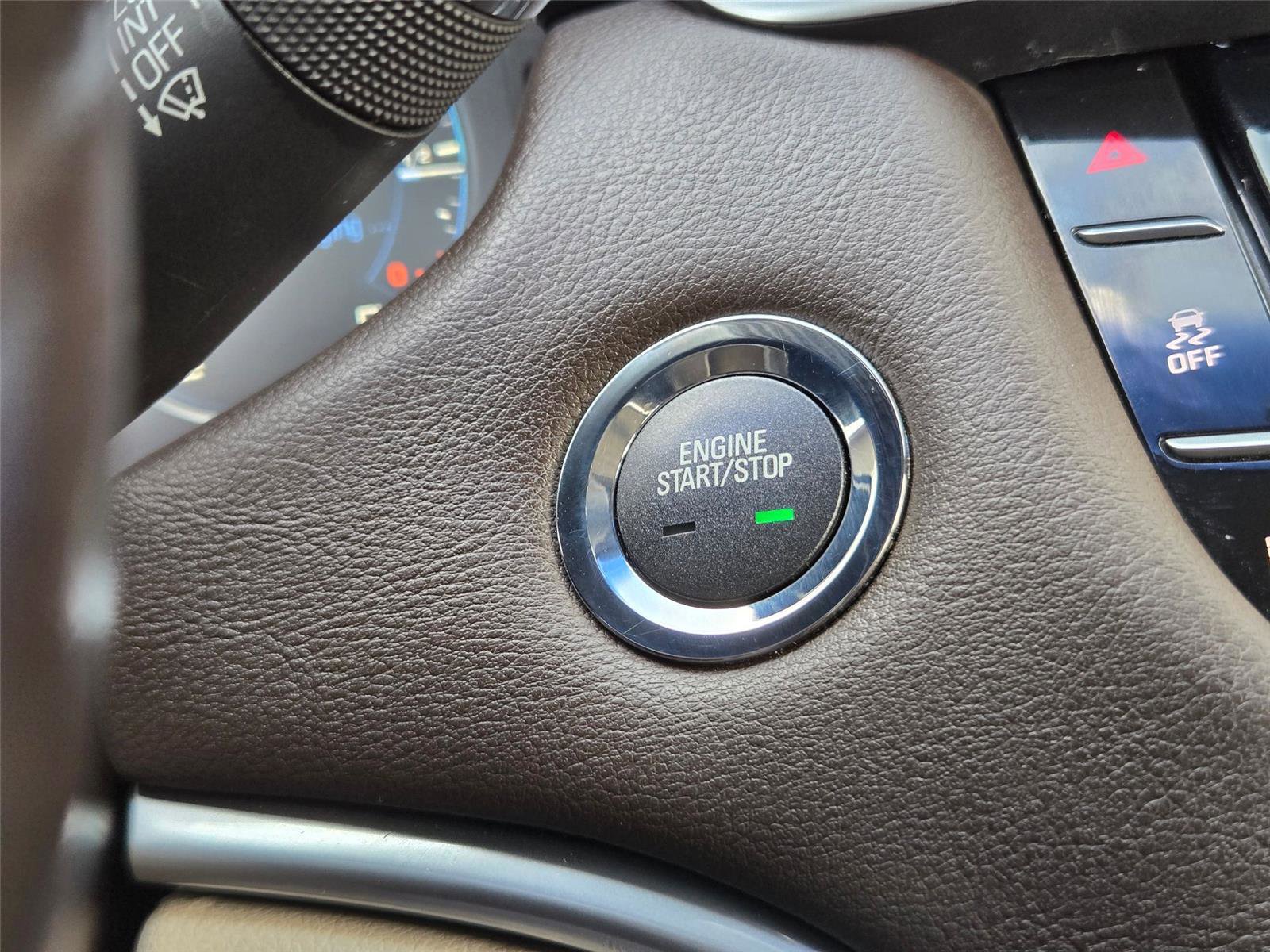 Used 2013 Cadillac XTS Premium FWD image 23