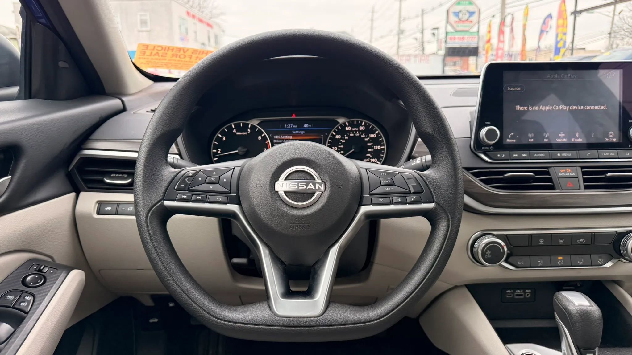 Used 2025 Nissan Altima 2.5 SV image 18