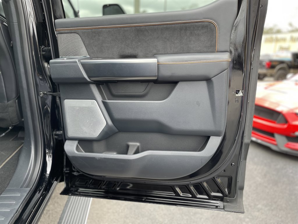 Used 2023 Ford F450 Platinum w/ FX4 Off-Road Package image 49