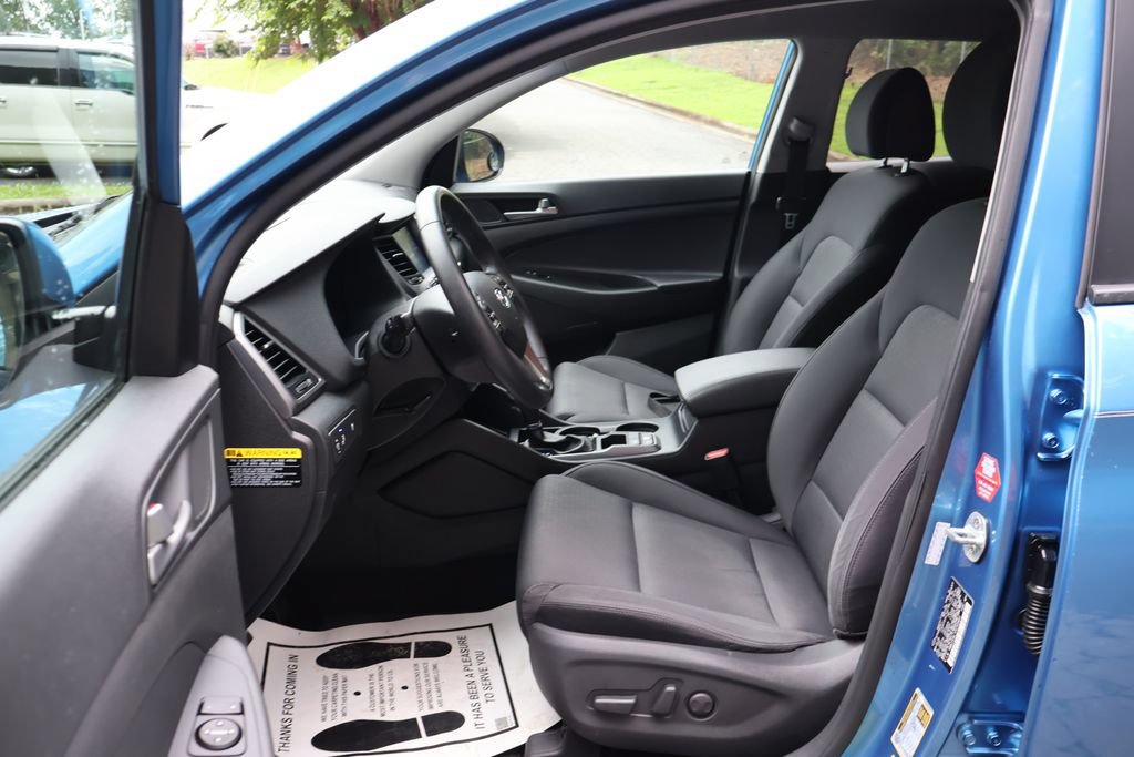 Used 2018 Hyundai Tucson Sport w/ Cargo Package FWD image 17