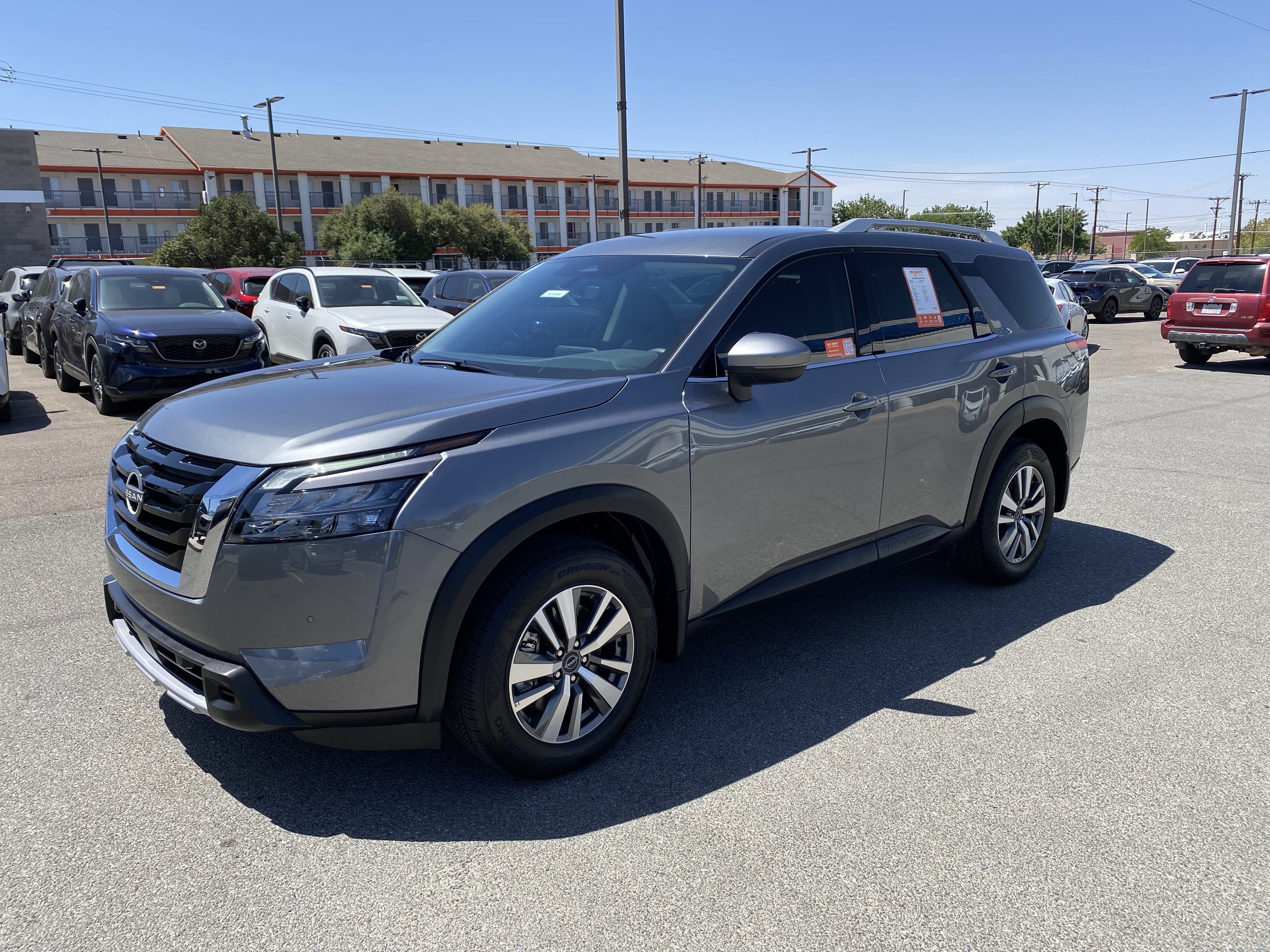 Used 2025 Nissan Pathfinder SL w/ Cargo Package AWD/4WD image 54