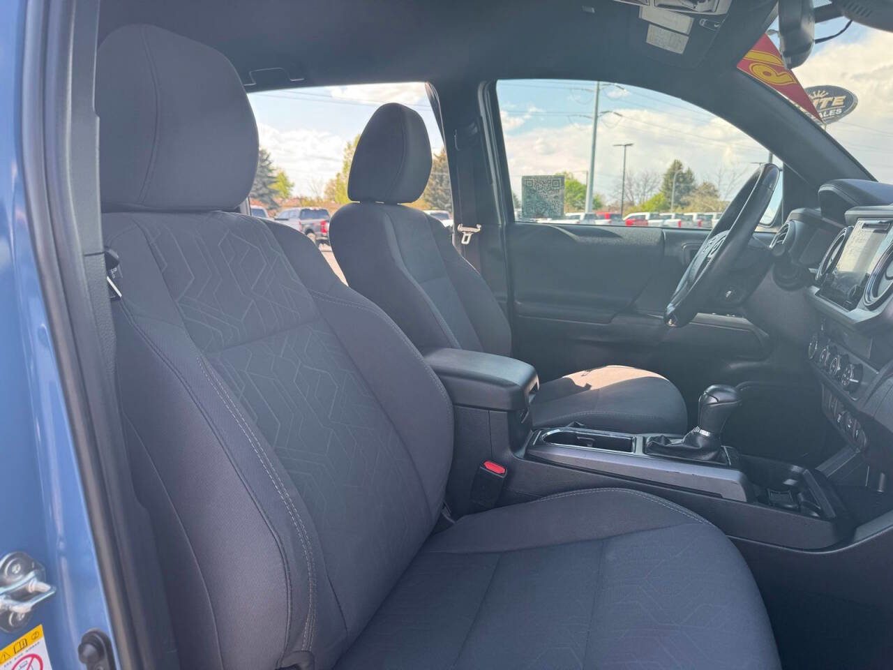 Used 2019 Toyota Tacoma TRD Off-Road AWD/4WD image 30