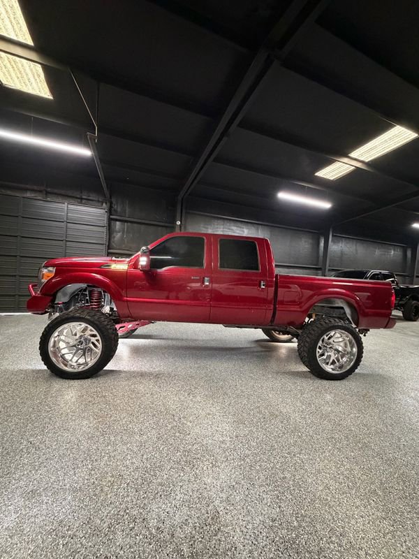 Used 2016 Ford F250 Platinum w/ FX4 Off-Road Package AWD/4WD image 8