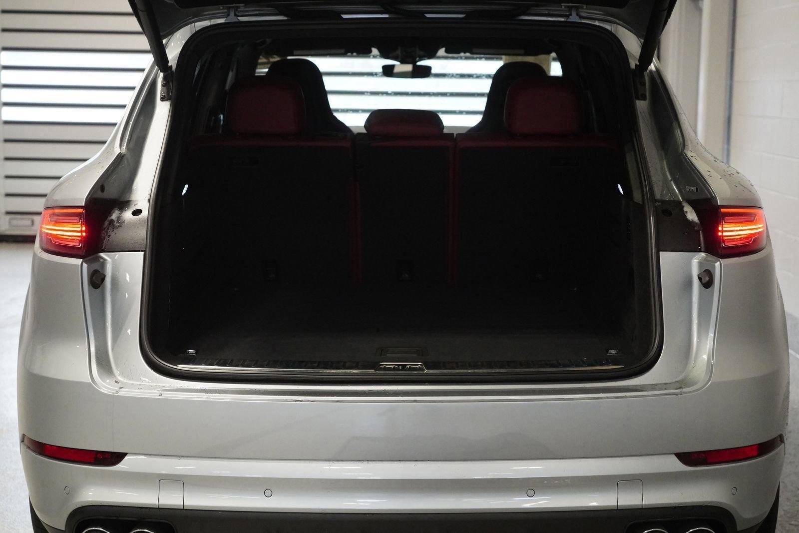 Used 2022 Porsche Cayenne Turbo S image 34