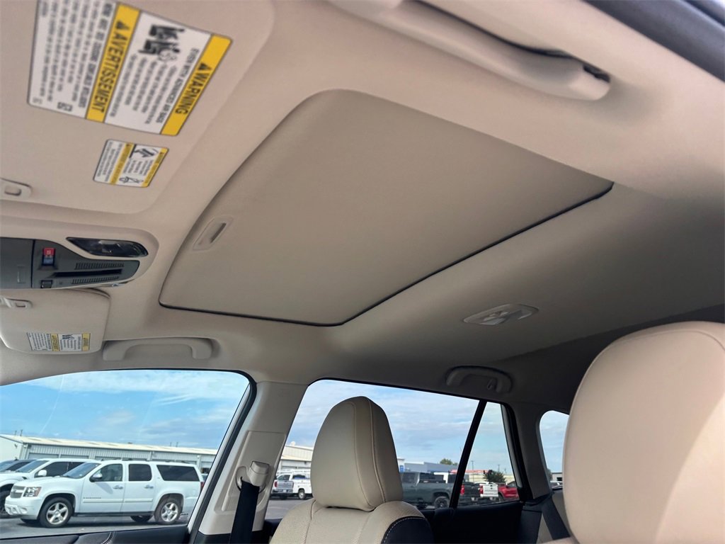 Used 2025 Subaru Outback Limited image 15