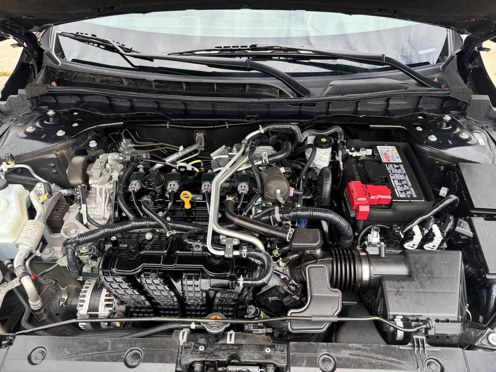 Used 2025 Nissan Altima 2.5 SV FWD image 32