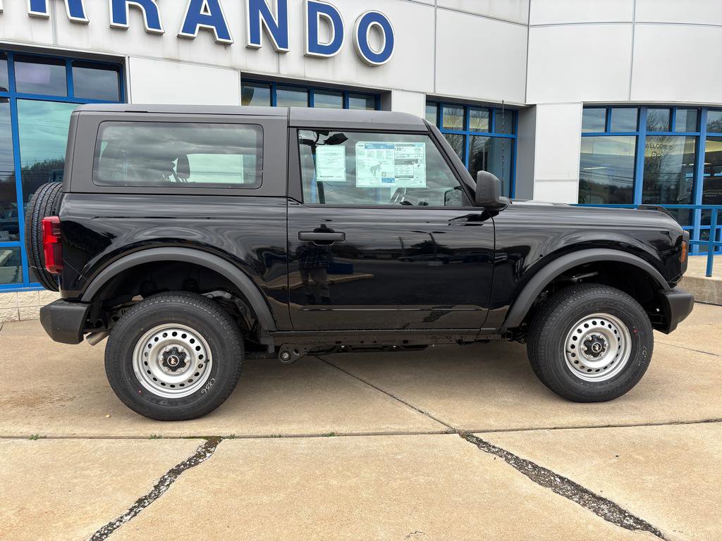 New 2025 Ford Bronco 2-Door image 9