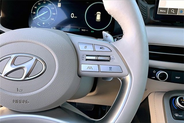 Used 2025 Hyundai Palisade Limited image 12