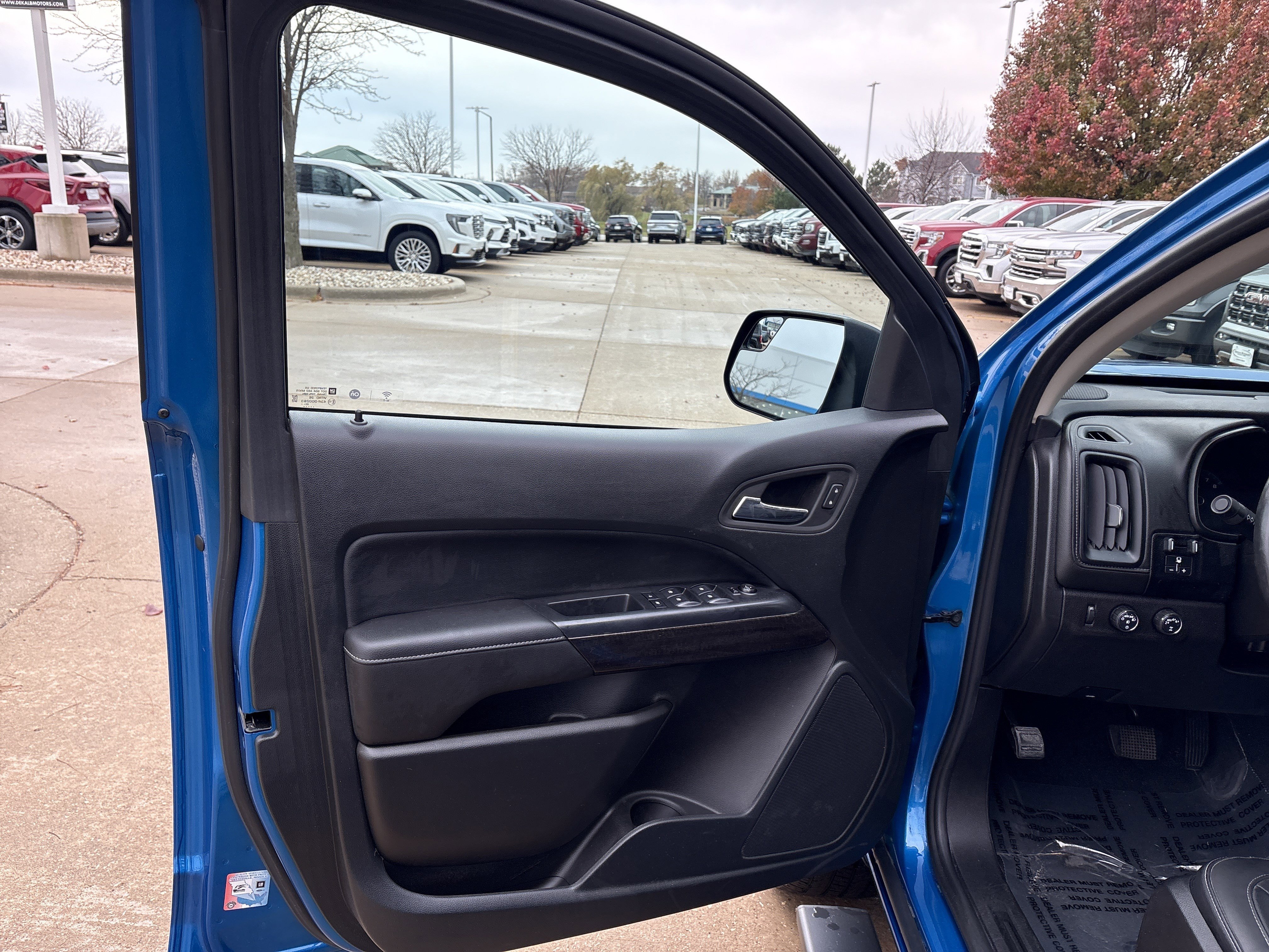 Used 2022 GMC Canyon Elevation w/ Elevation Premium Package image 11