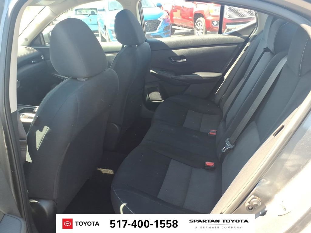 Used 2021 Nissan Sentra SV FWD image 11