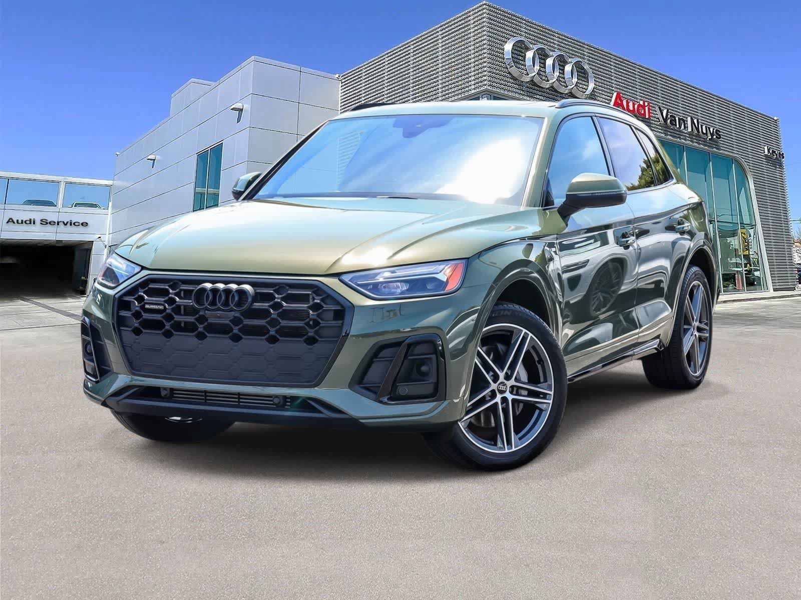 Used 2023 Audi Q5 e Premium Plus w/ Premium Plus Package AWD/4WD image 1