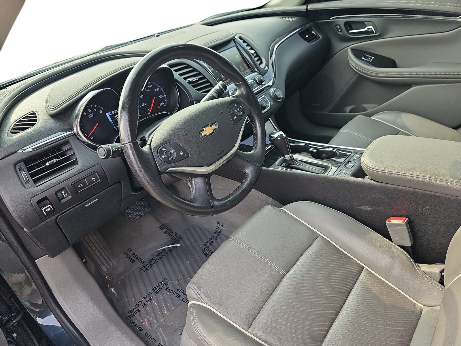 Used 2018 Chevrolet Impala Premier w/ Premier Convenience Package FWD image 13