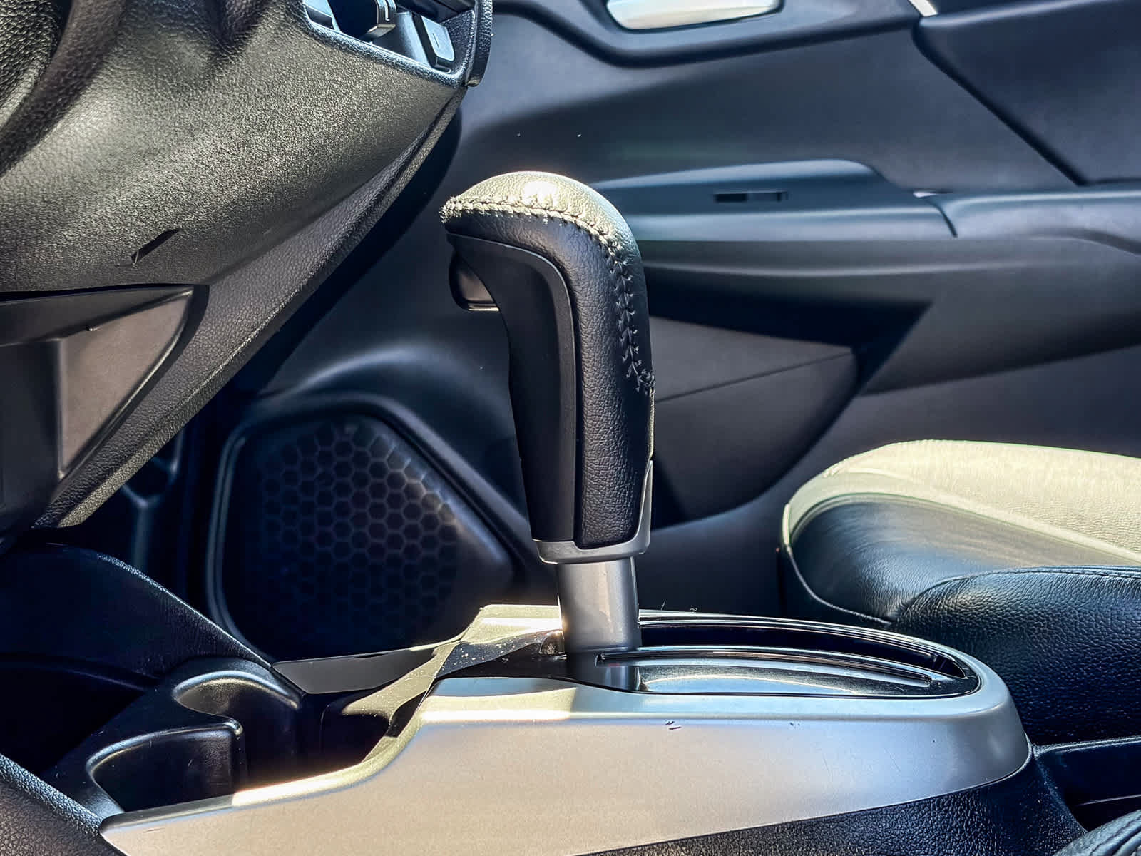 Used 2017 Honda Fit EX-L image 21