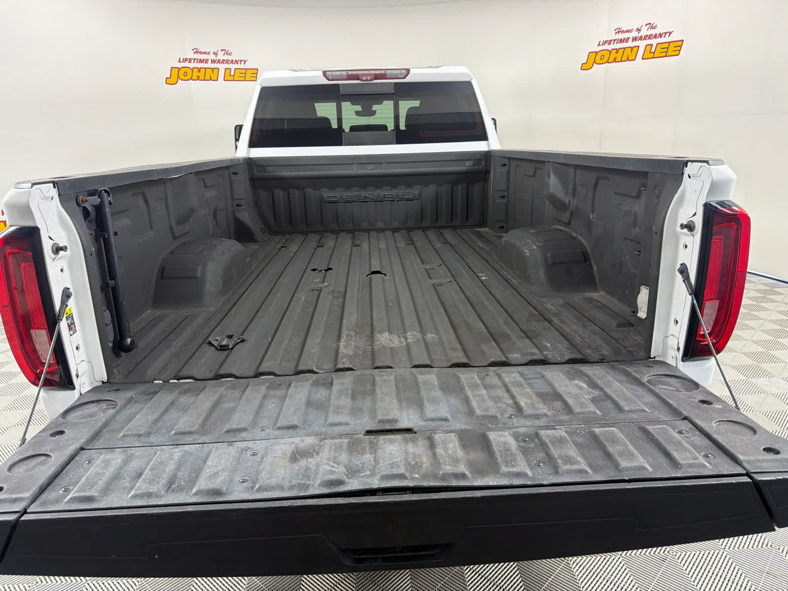 Used 2020 GMC Sierra 3500 Denali w/ Denali Ultimate Package AWD/4WD image 5