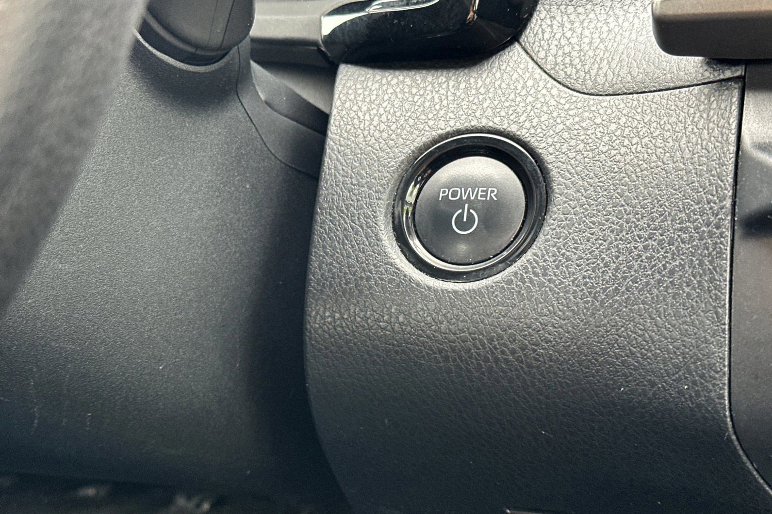 Used 2025 Toyota Camry LE image 21