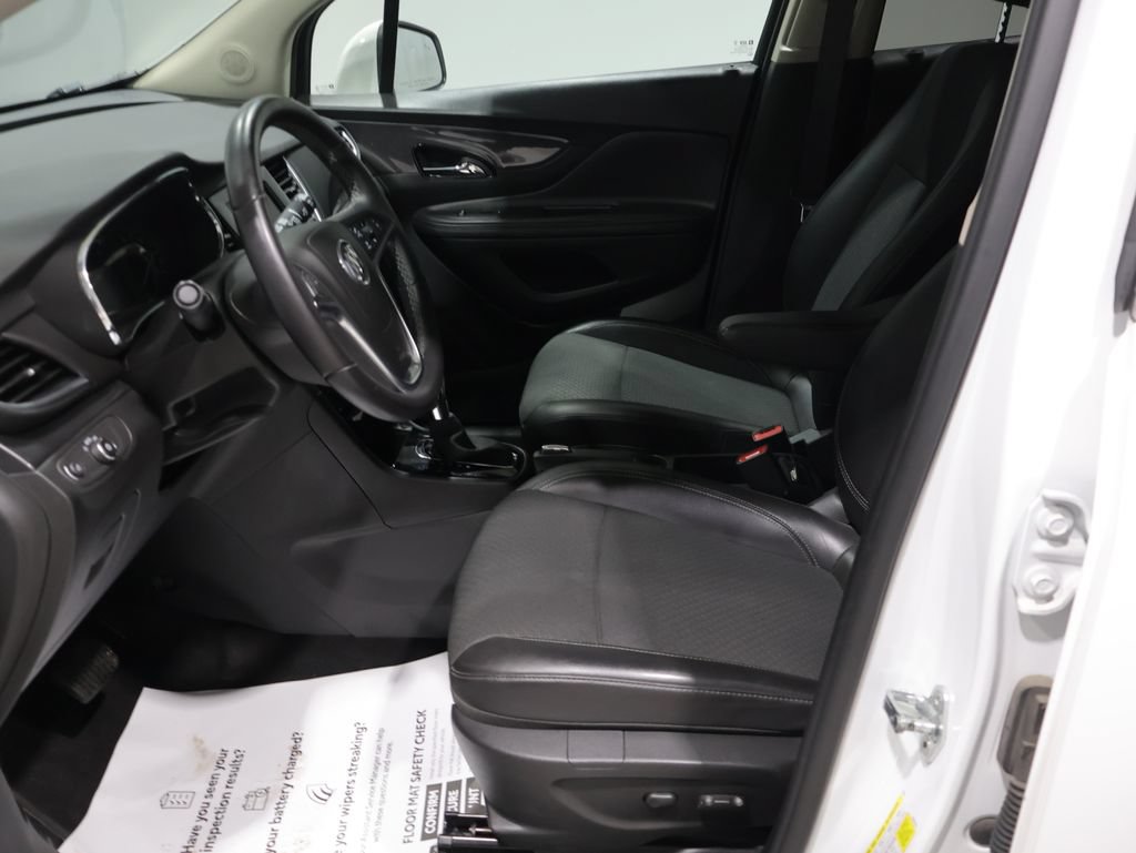 Used 2022 Buick Encore Preferred w/ Safety Package AWD/4WD image 9