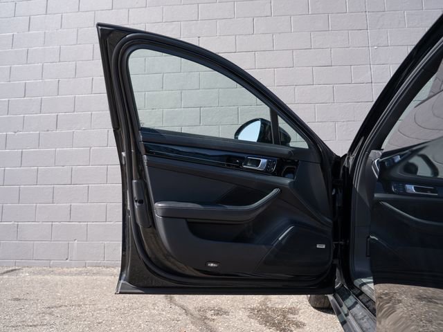 Certified 2020 Porsche Panamera 4 image 15