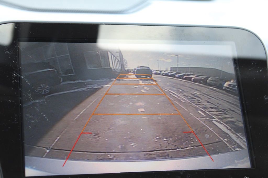 Used 2016 Chevrolet Malibu LT w/ Leather Package image 33