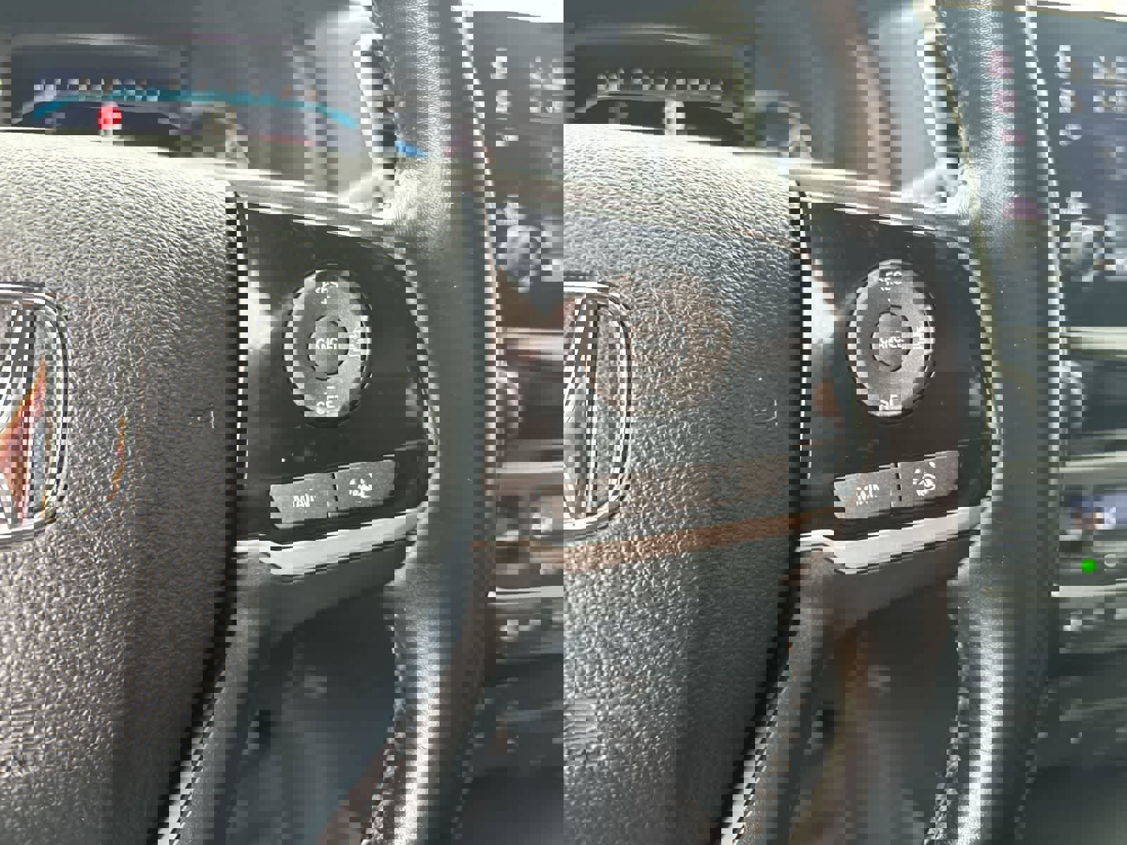 Used 2020 Honda Pilot Touring image 12