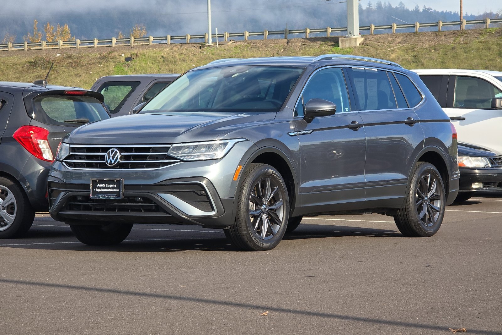 Used 2022 Volkswagen Tiguan SE image 7