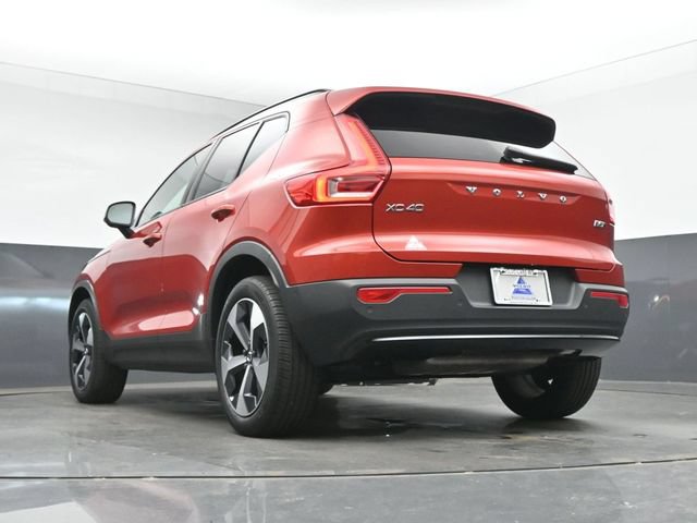 Used 2023 Volvo XC40 B5 Plus w/ Driver Assist Package AWD/4WD image 43