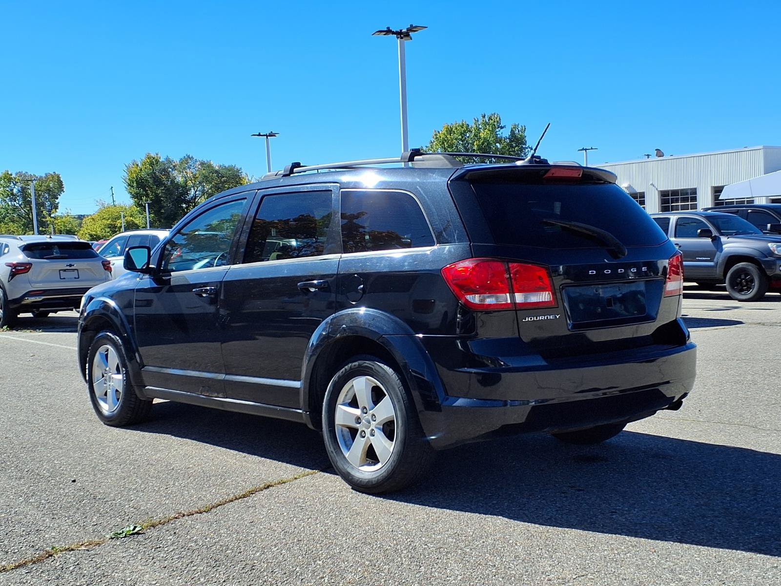 Used 2012 Dodge Journey FWD image 7