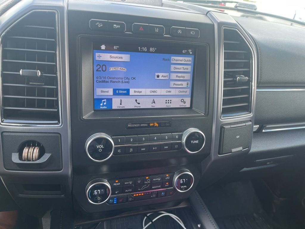 Used 2019 Ford Expedition Max Platinum AWD/4WD image 17