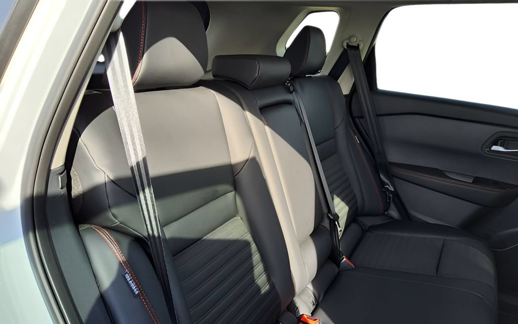 New 2026 Nissan Rogue SV AWD/4WD image 28