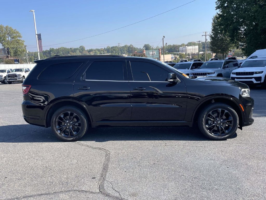 Used 2023 Dodge Durango GT AWD/4WD image 10