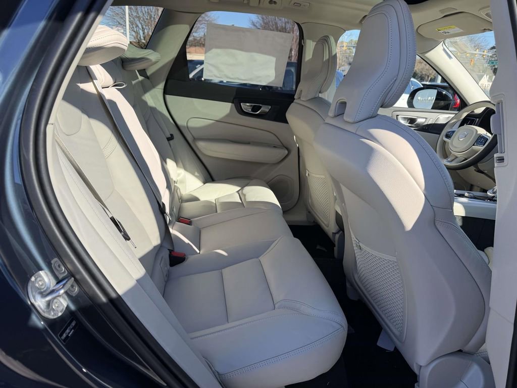 New 2026 Volvo XC60 B5 Ultra w/ Protection Package Premier image 12