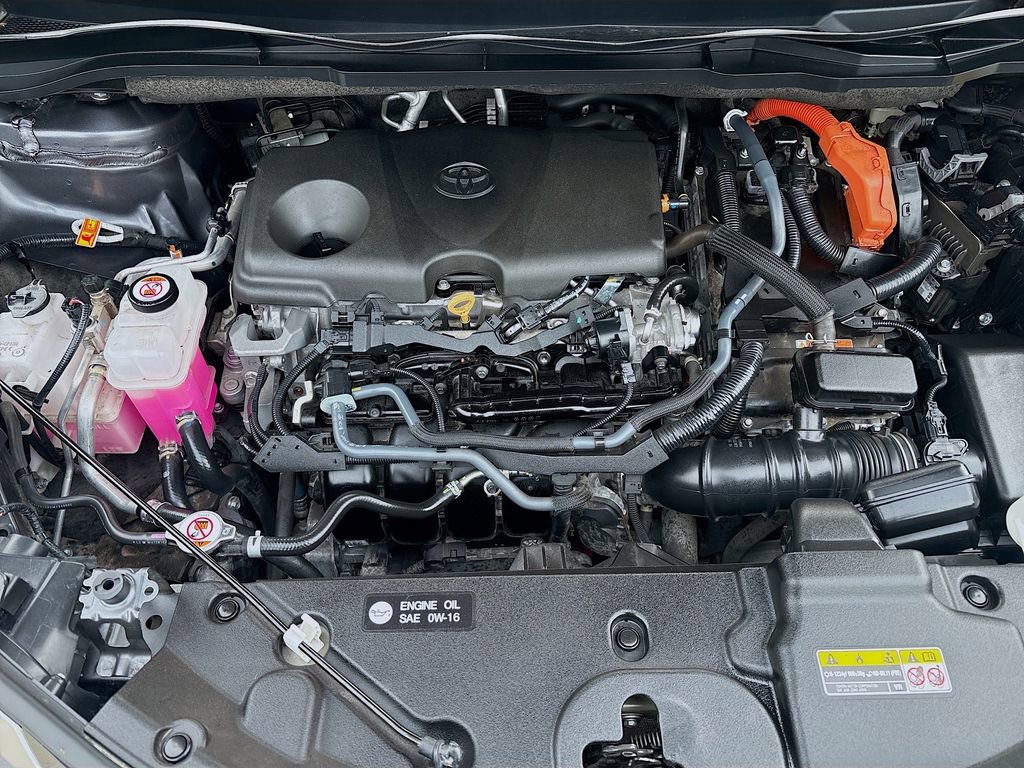 Used 2025 Toyota Sienna Limited AWD/4WD image 33
