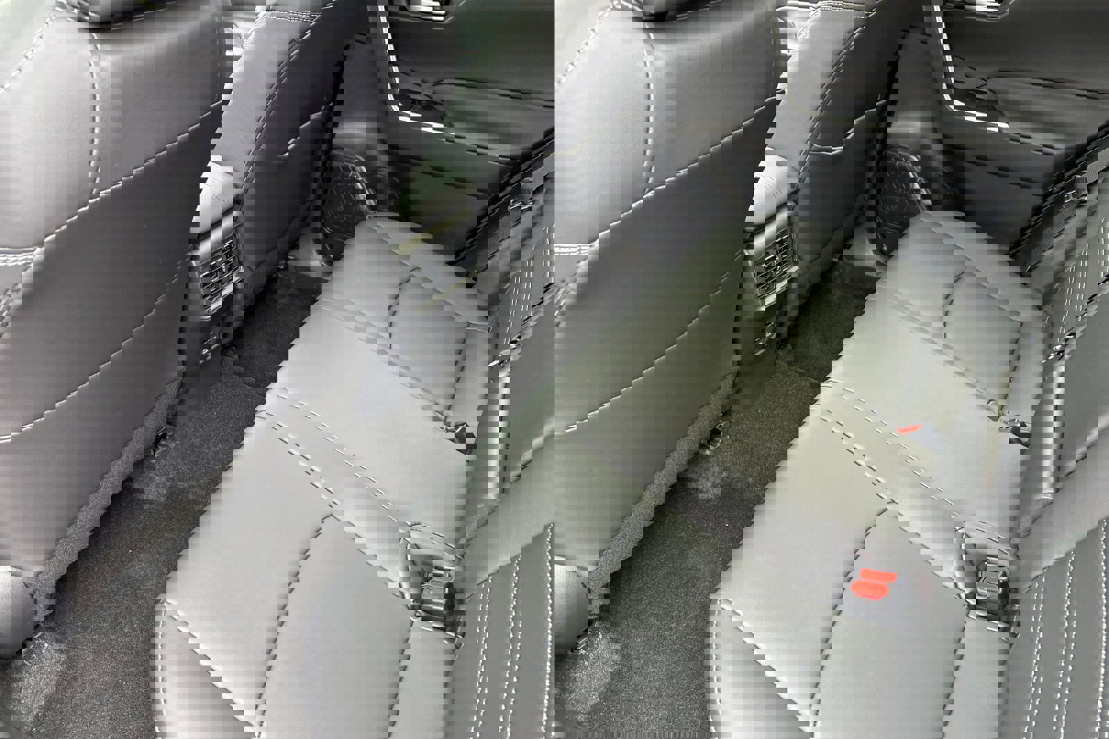 New 2025 Toyota RAV4 XLE Premium image 13