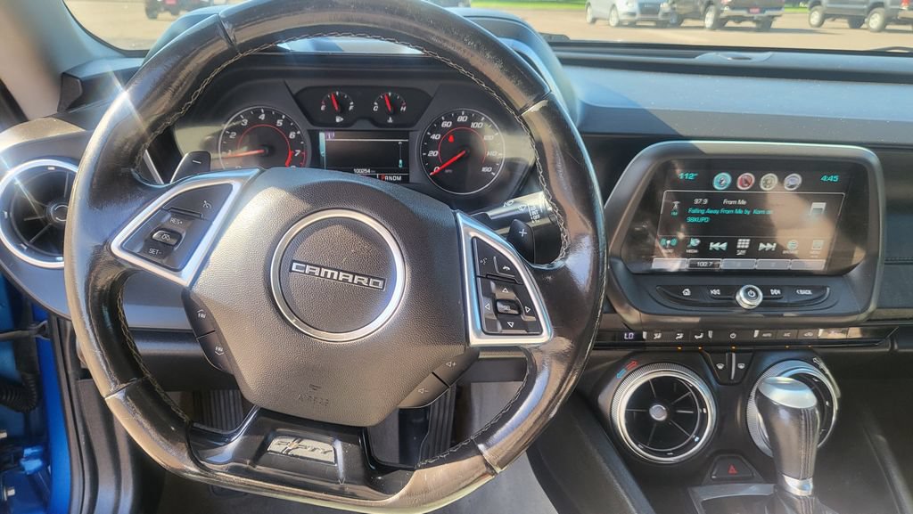 Used 2017 Chevrolet Camaro LT w/ Technology Package RWD image 26