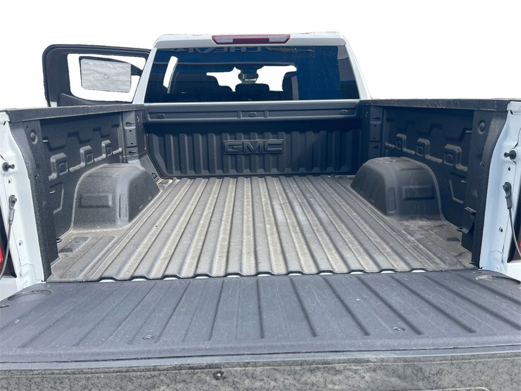 New 2026 GMC Sierra 1500 Elevation w/ LPO, Elevation Black Package image 22