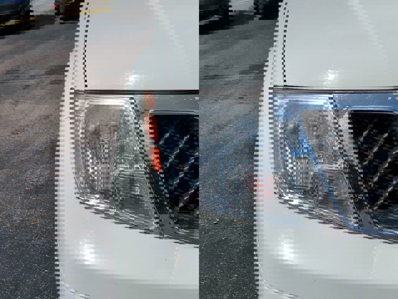 Used 2019 Nissan Frontier SV image 10