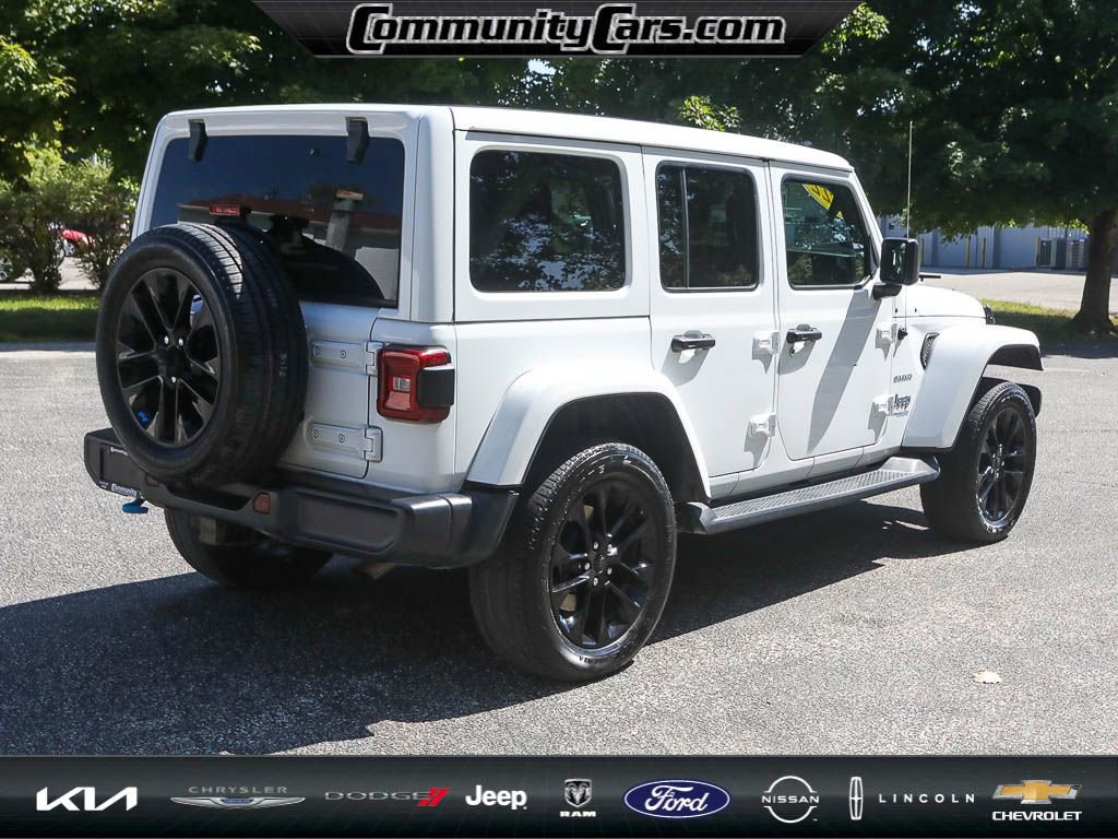 Used 2022 Jeep Wrangler Unlimited Sahara w/ Cold Weather Group image 7