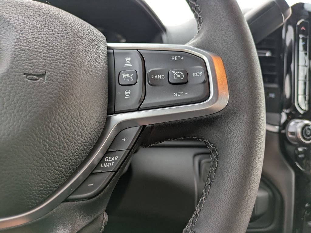 New 2026 RAM 2500 Big Horn AWD/4WD image 29
