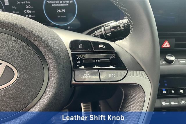 New 2025 Hyundai Elantra SEL image 24