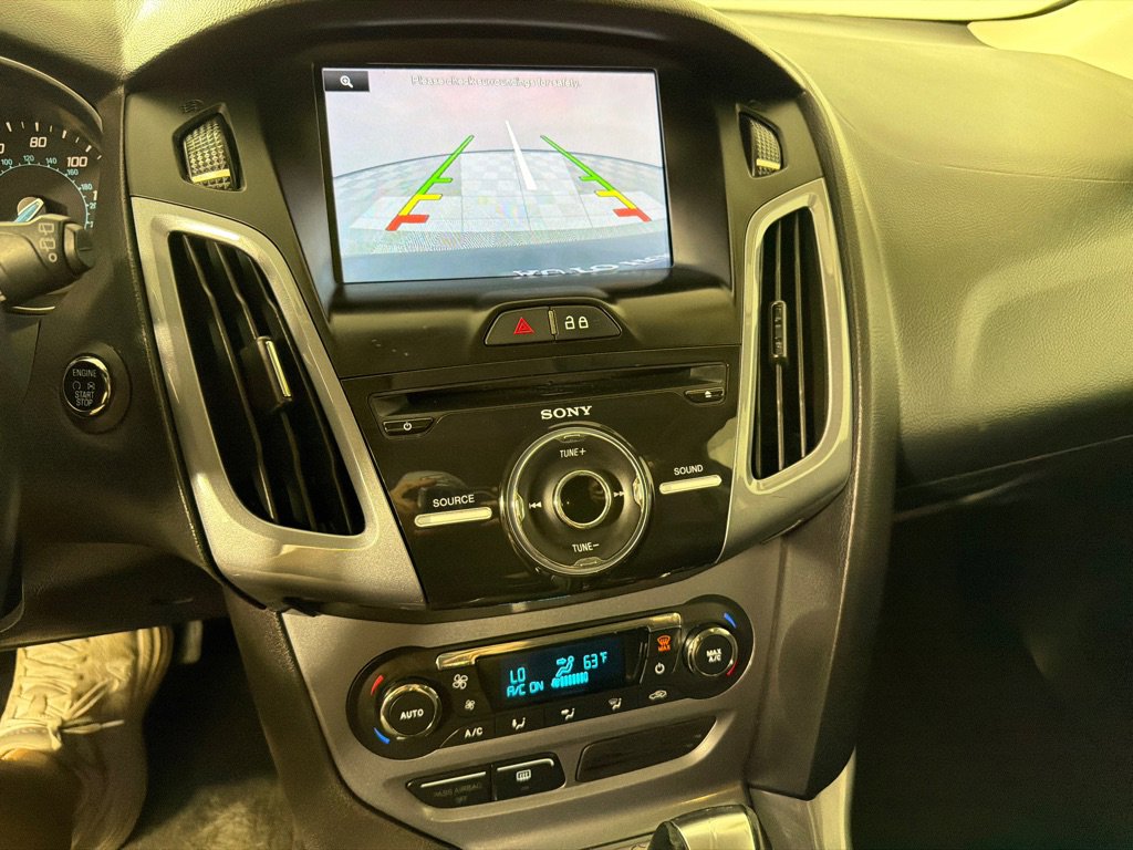Used 2014 Ford Focus Titanium FWD image 15