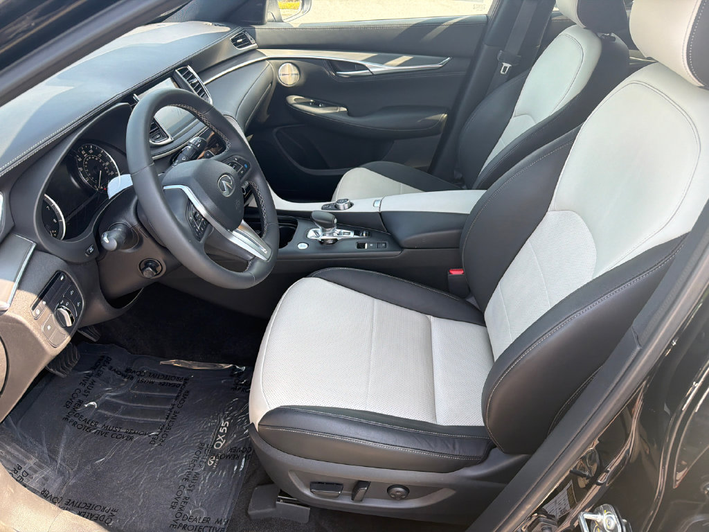 Used 2023 INFINITI QX55 Essential AWD/4WD image 11