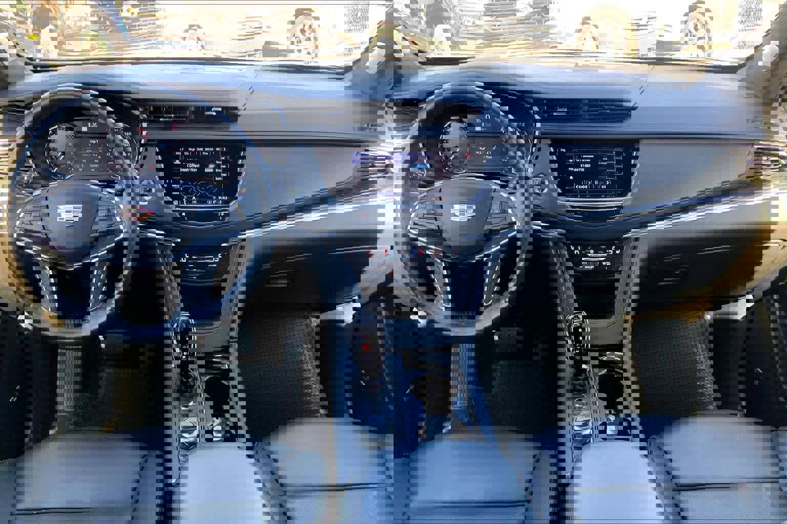 Used 2022 Cadillac XT5 Premium Luxury FWD image 16