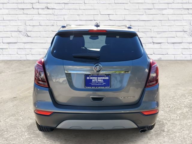 Used 2019 Buick Encore Essence image 3