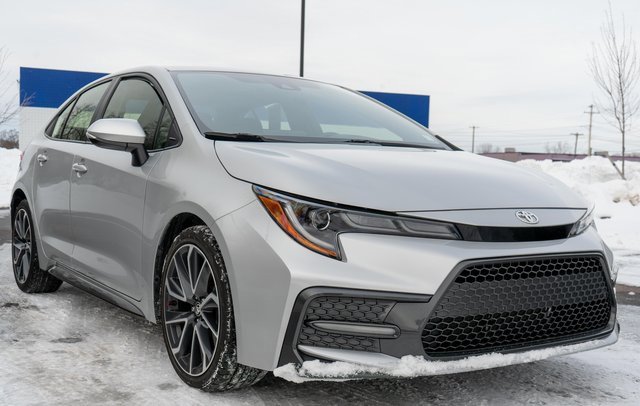 Used 2022 Toyota Corolla SE image 4