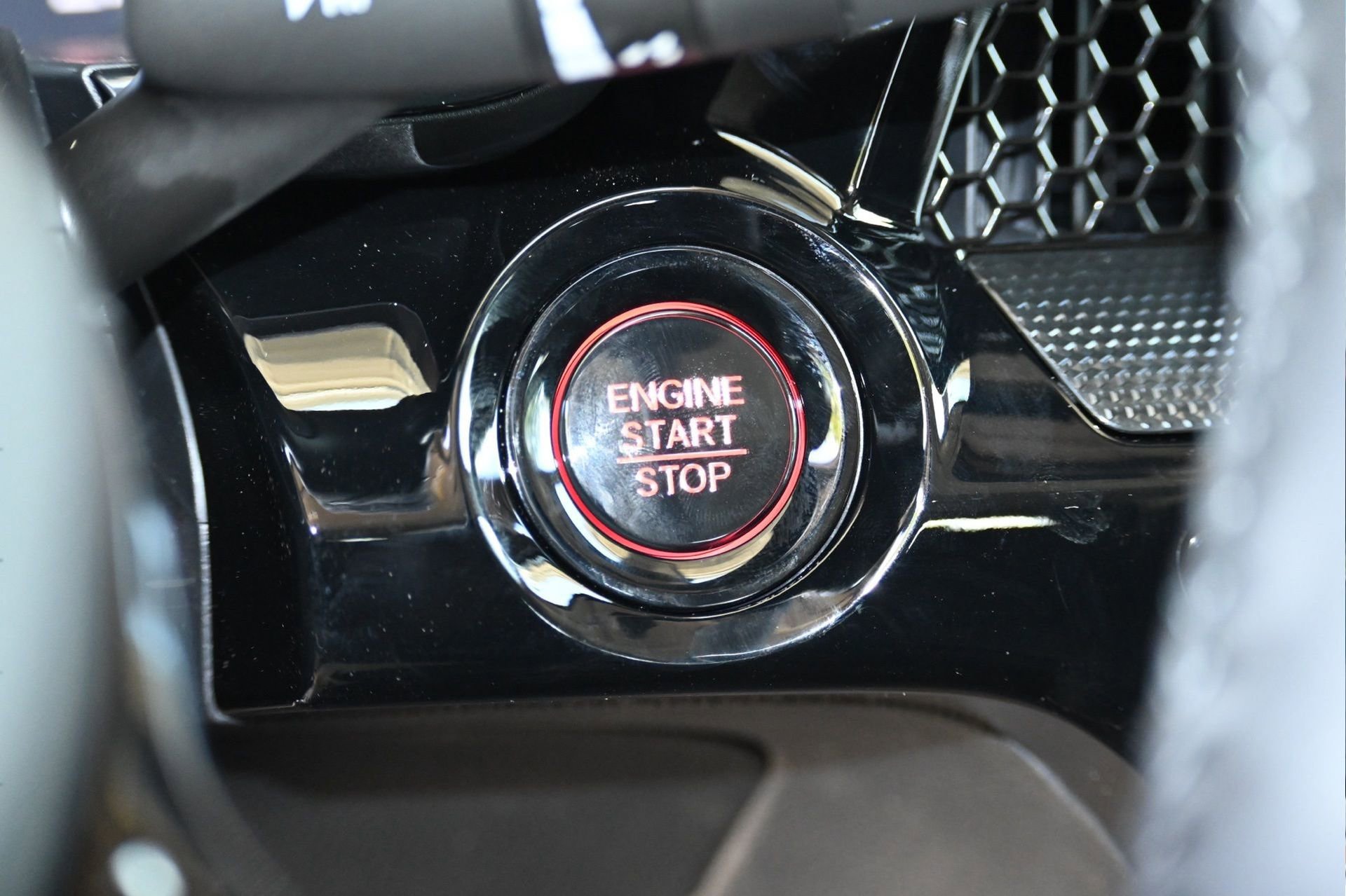 New 2025 Honda CR-V EX-L image 35