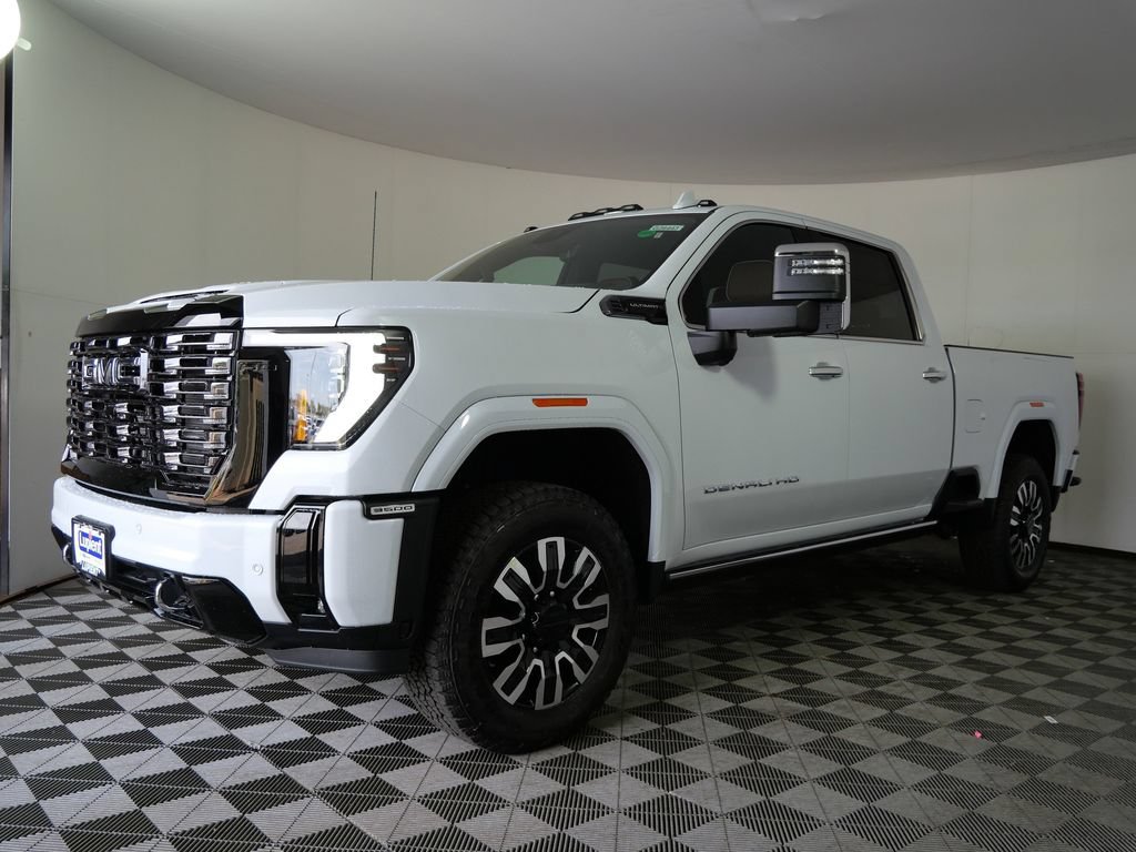 New 2026 GMC Sierra 3500 Denali Ultimate AWD/4WD image 7