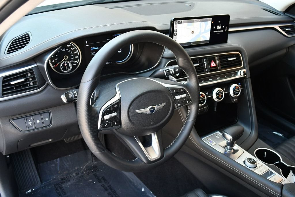 Used 2023 Genesis G70 3.3T RWD image 11