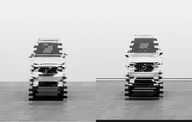 New 2025 Volvo XC40 B5 Plus w/ Protection Package Premier image 5