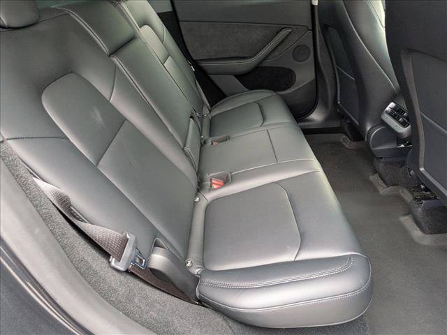Used 2024 Tesla Model Y Long Range AWD/4WD image 19