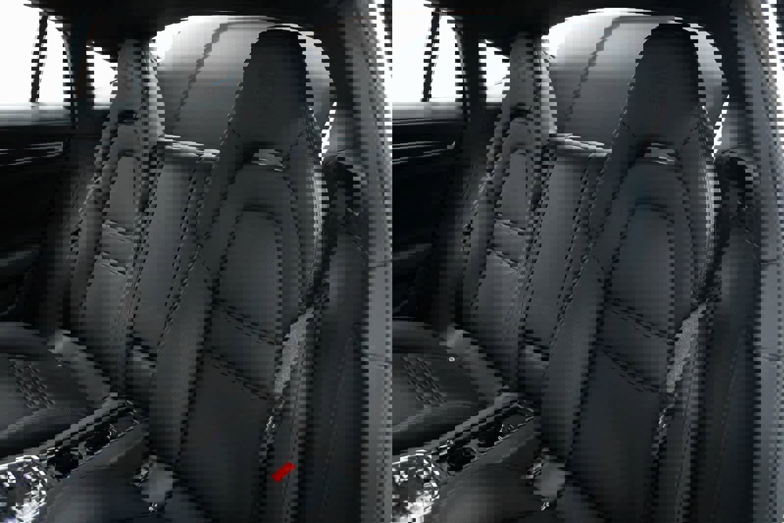 Used 2023 Porsche Panamera Platinum Edition image 30