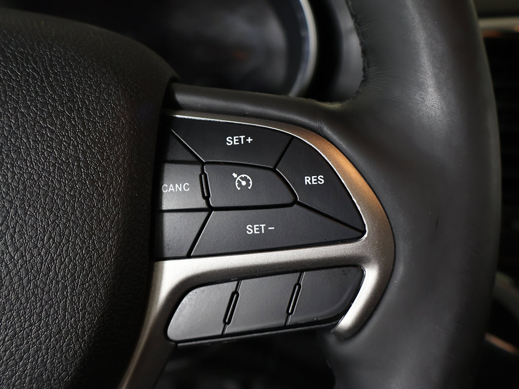 Used 2018 Jeep Grand Cherokee Limited AWD/4WD image 44